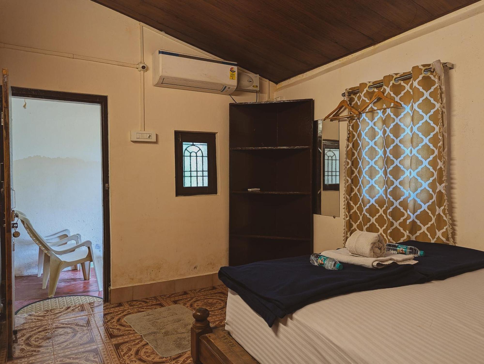 Sunset Cafe Beach Stay Gokarna  Exterior foto